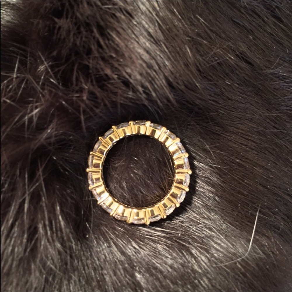 Eternity Ring 18kt GP(?) wWhite Crystals 5.2 - Picture 6 of 8